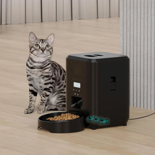Smart Pet Feeder Deluxe